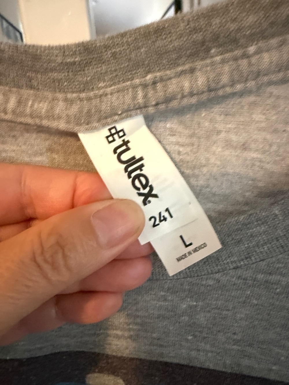Hank Williams Grey Graphic Tee - Picture 3 of 4